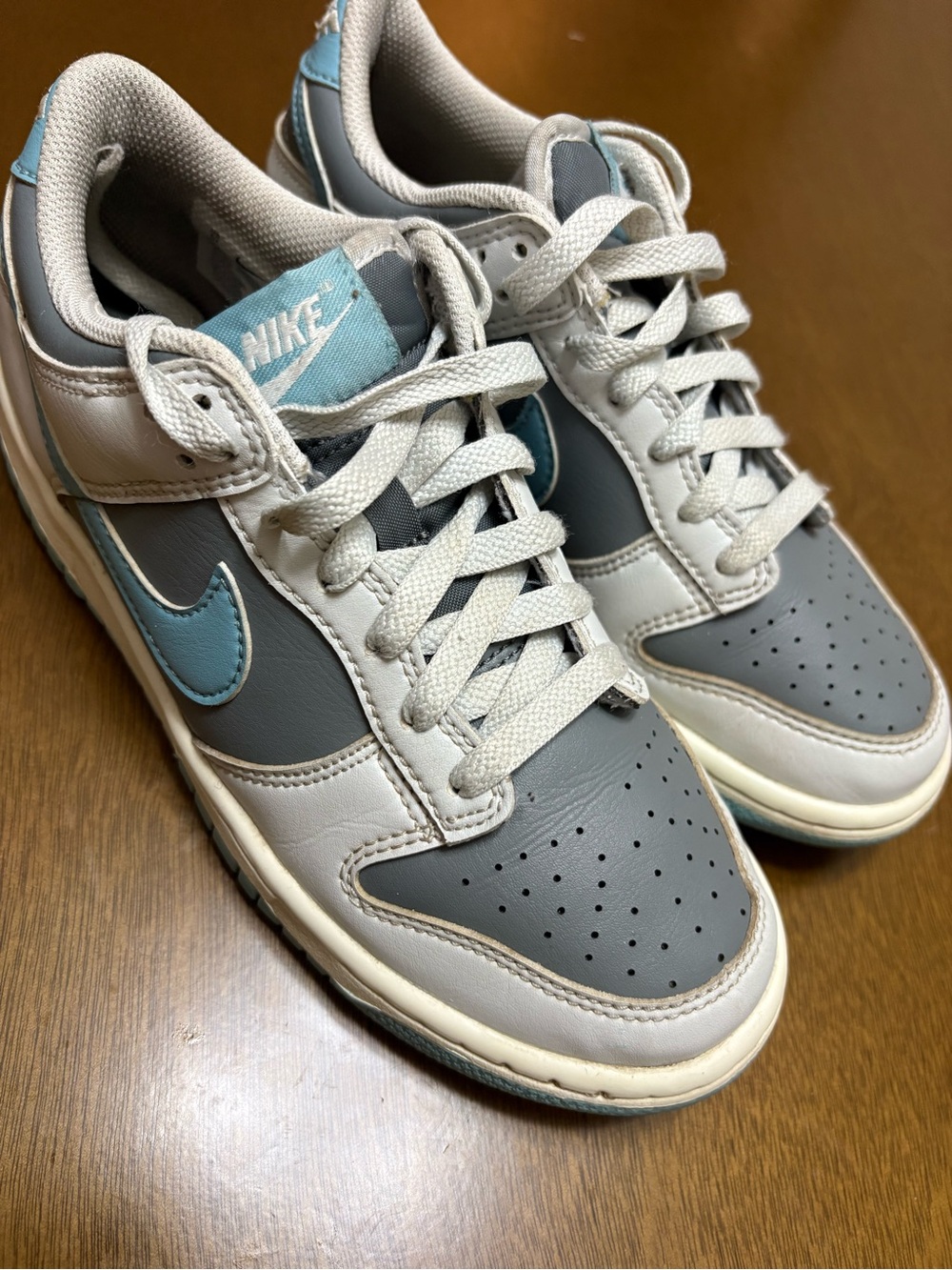 Nike Dunk Low Retro
Photon Dust Denim Turquoise 5y 6.5 women’s